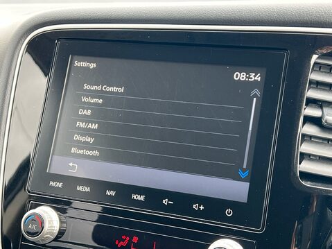Mitsubishi Outlander EXCEED 21