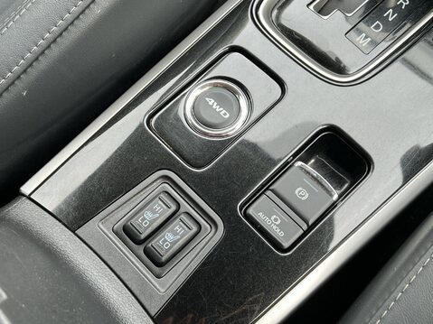 Mitsubishi Outlander EXCEED 28