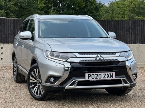 Mitsubishi Outlander EXCEED 1