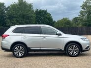 Mitsubishi Outlander EXCEED 5
