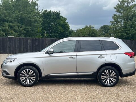 Mitsubishi Outlander EXCEED 6
