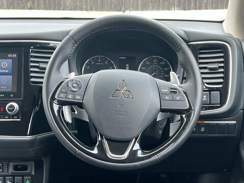 Mitsubishi Outlander EXCEED 35