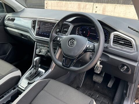 Volkswagen T-Roc SEL TSI EVO DSG 34