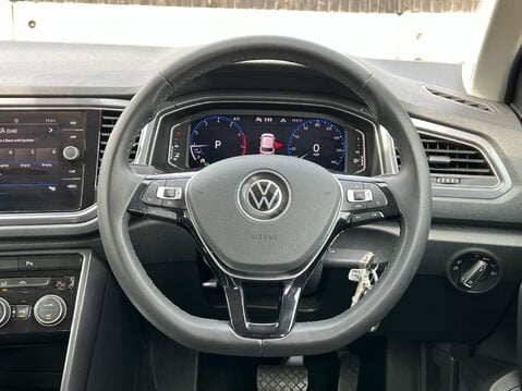 Volkswagen T-Roc SEL TSI EVO DSG 35