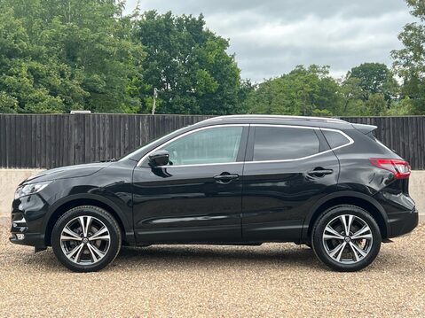 Nissan Qashqai DIG-T N-CONNECTA DCT 6
