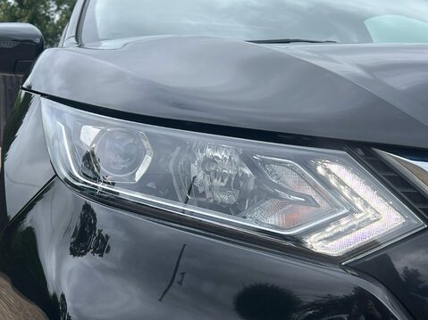 Nissan Qashqai DIG-T N-CONNECTA DCT 14