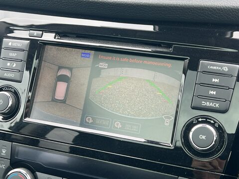 Nissan Qashqai DIG-T N-CONNECTA DCT 21