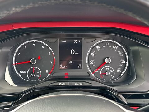 Volkswagen Polo BEATS TSI DSG 11