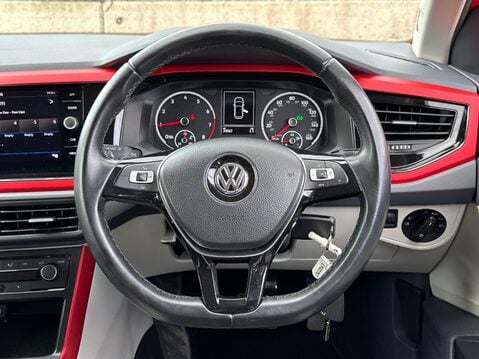 Volkswagen Polo BEATS TSI DSG 22