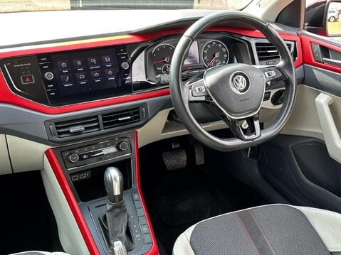 Volkswagen Polo BEATS TSI DSG 40