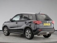 Suzuki Vitara SZ-T BOOSTERJET MHEV 2