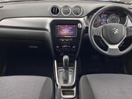 Suzuki Vitara SZ-T BOOSTERJET MHEV 4