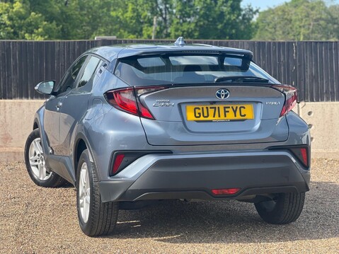 Toyota C-HR ICON 2