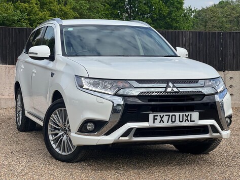 Mitsubishi Outlander PHEV REFLEX PLUS COMMERCIAL