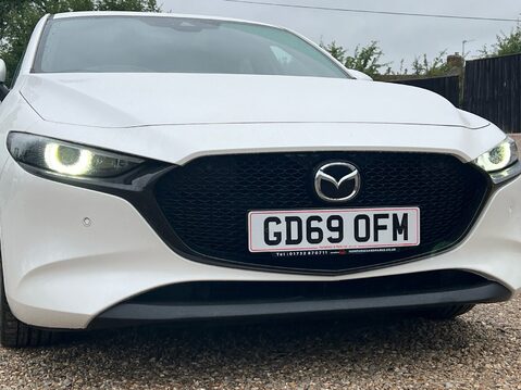 Mazda 3 GT SPORT MHEV 16