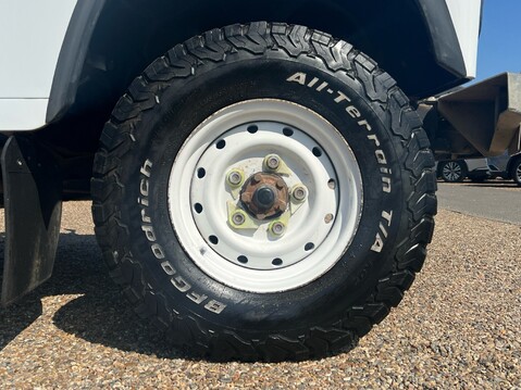 Land Rover Defender 130 TD C/C 4