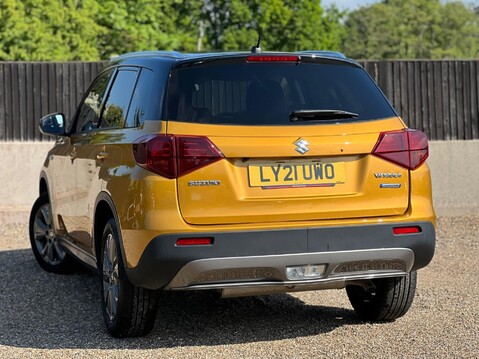 Suzuki Vitara SZ-T BOOSTERJET MHEV 2