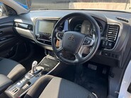 Mitsubishi Outlander PHEV REFLEX PLUS COMMERCIAL 3