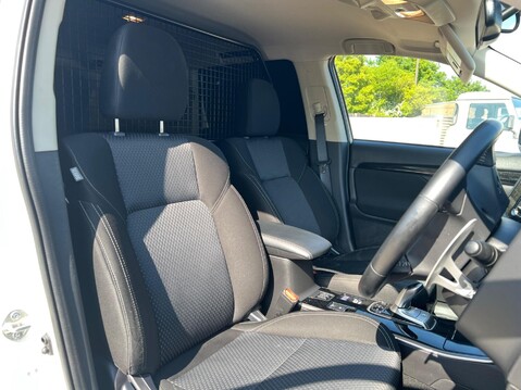 Mitsubishi Outlander PHEV REFLEX PLUS COMMERCIAL 4