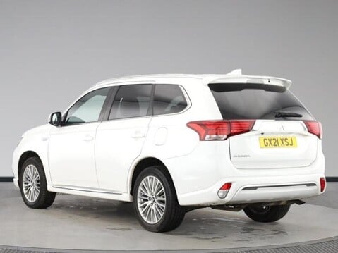Mitsubishi Outlander PHEV DYNAMIC 2