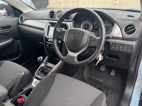 Suzuki Vitara SZ-T BOOSTERJET ALLGRIP MHEV 3