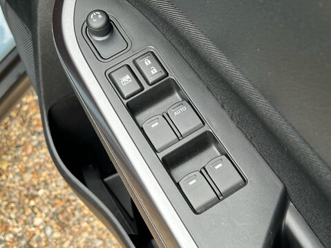 Suzuki Vitara SZ-T BOOSTERJET ALLGRIP MHEV 32