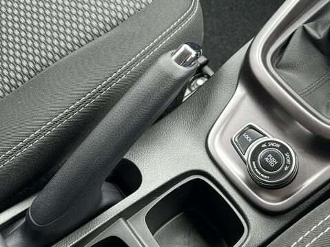 Suzuki Vitara SZ-T BOOSTERJET ALLGRIP MHEV 26