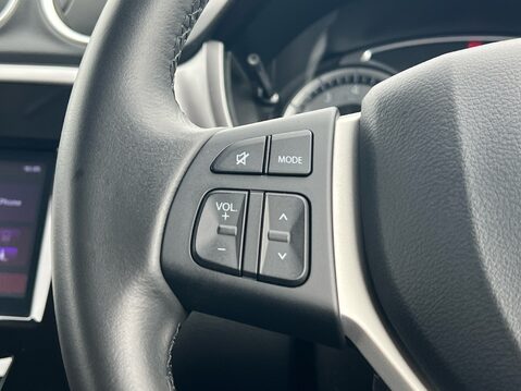 Suzuki Vitara SZ-T BOOSTERJET ALLGRIP MHEV 27