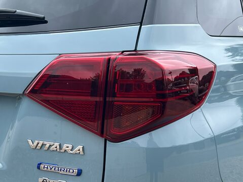Suzuki Vitara SZ-T BOOSTERJET ALLGRIP MHEV 15