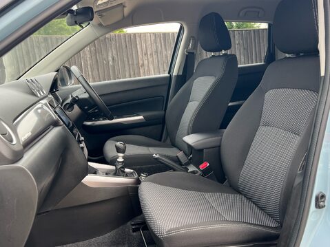 Suzuki Vitara SZ-T BOOSTERJET ALLGRIP MHEV 3