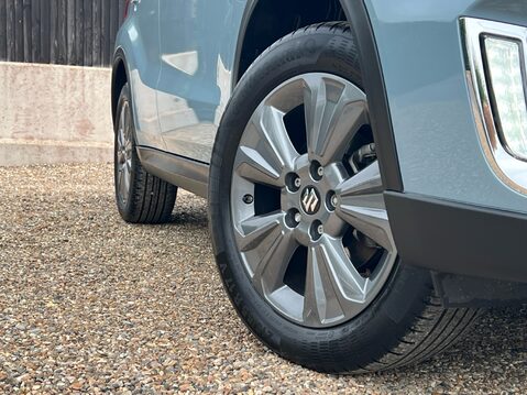 Suzuki Vitara SZ-T BOOSTERJET ALLGRIP MHEV 13