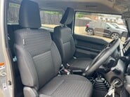 Suzuki Jimny SZ5 3