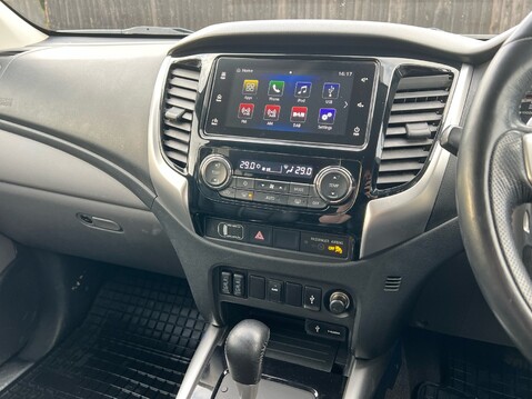 Mitsubishi L200 DI-D 4WD BARBARIAN DCB 12