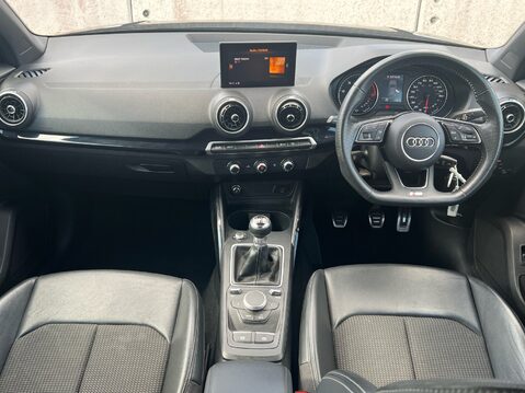 Audi Q2 TDI BLACK EDITION 10