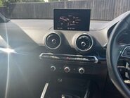 Audi Q2 TDI BLACK EDITION 12