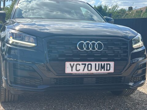 Audi Q2 TDI BLACK EDITION 16