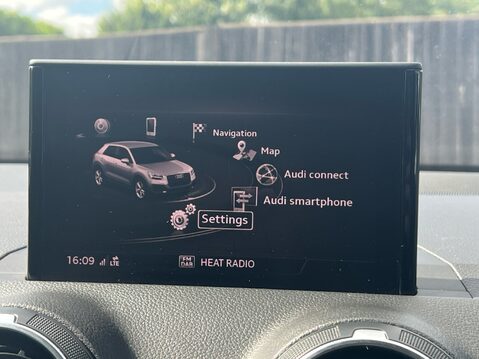 Audi Q2 TDI BLACK EDITION 26