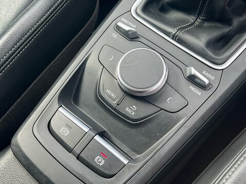 Audi Q2 TDI BLACK EDITION 29