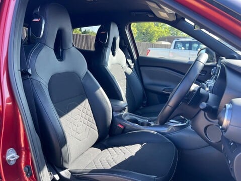 Nissan Juke DIG-T TEKNA DCT 4