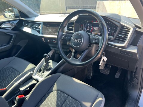 Audi A1 SPORTBACK TFSI SPORT 3