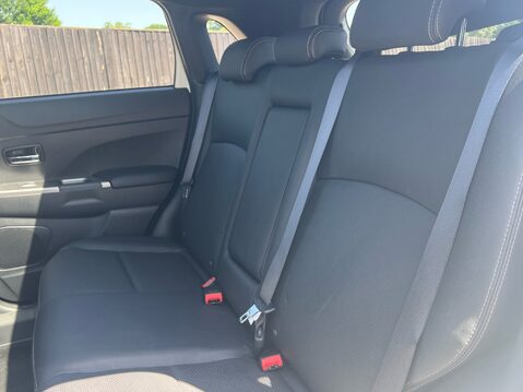 Mitsubishi Asx EXCEED 9