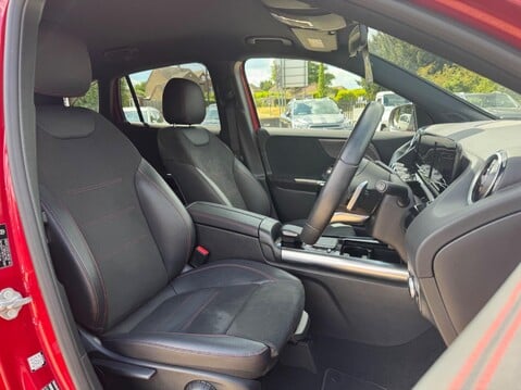 Mercedes-Benz GLA 1.3 GLA200 AMG Line 7G-DCT Euro 6 (s/s) 5dr 3