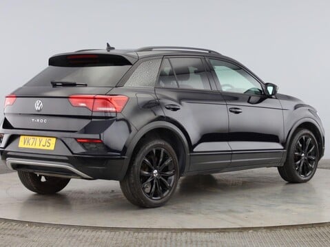 Volkswagen T-Roc BLACK EDITION TSI 6