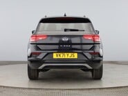 Volkswagen T-Roc BLACK EDITION TSI 7