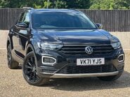 Volkswagen T-Roc BLACK EDITION TSI 1
