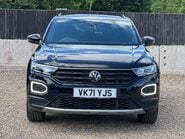 Volkswagen T-Roc BLACK EDITION TSI 7