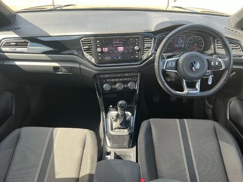Volkswagen T-Roc BLACK EDITION TSI 10