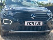 Volkswagen T-Roc BLACK EDITION TSI 17