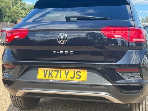 Volkswagen T-Roc BLACK EDITION TSI 18