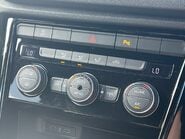 Volkswagen T-Roc BLACK EDITION TSI 26